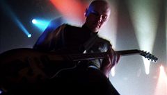Billy Corgan slepuje Smashing Pumpkins; nael bubenka